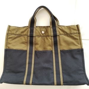 Hermes Tote bag.